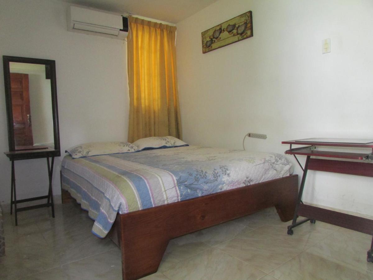 Posada Hostal Miss Marlly San Andrés Dış mekan fotoğraf
