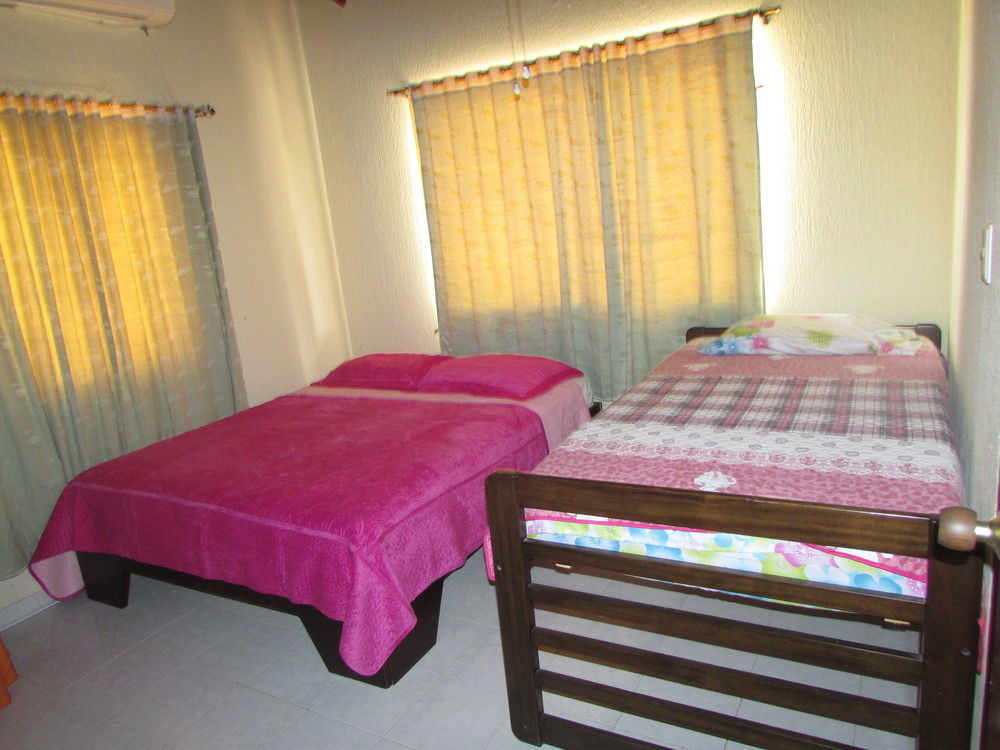 Posada Hostal Miss Marlly San Andrés Dış mekan fotoğraf